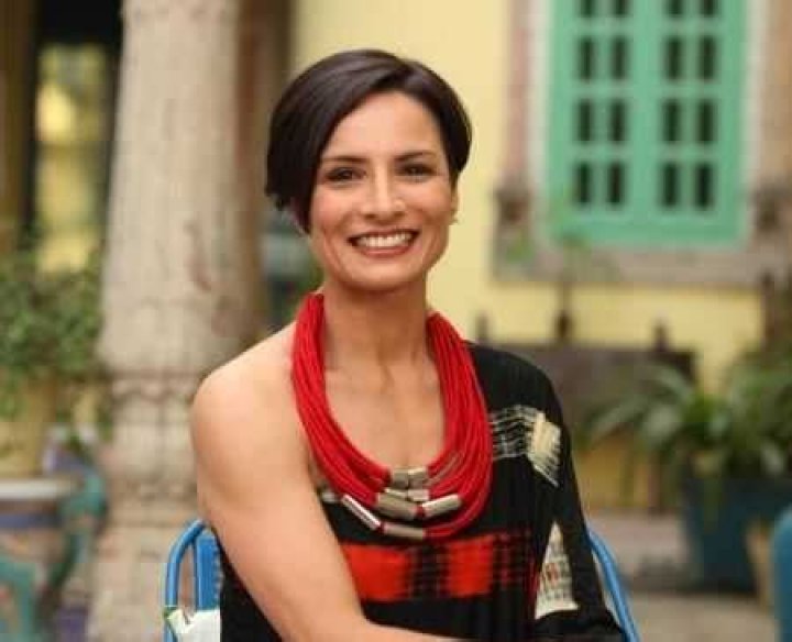 Adhuna Akhtar Biography, Age, Height, Wiki, Husband, Family, Profile
