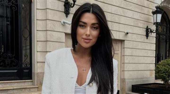 Alice Irving Height, Weight, Net Worth, Age, Birthday, Wikipedia, Who, Instagram, Biography