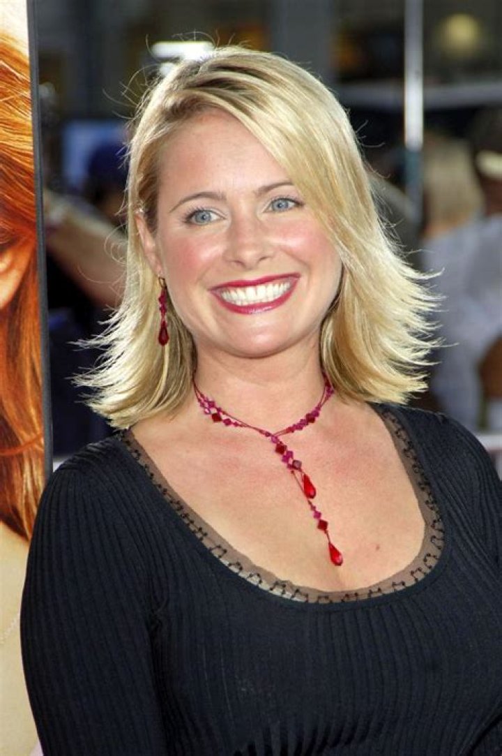 Ami Dolenz Bio, Wiki, Age, Height, Family, Husband, Movies and Net Worth.