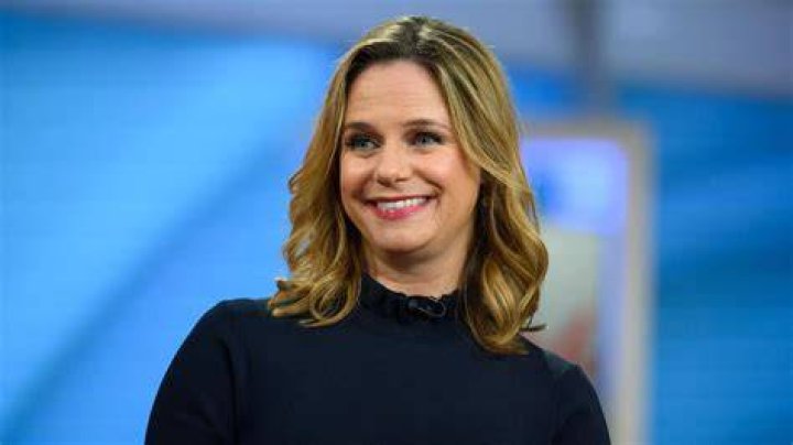 Andrea Darlas Husband: Know About Her Age, Salary and Net Worth
