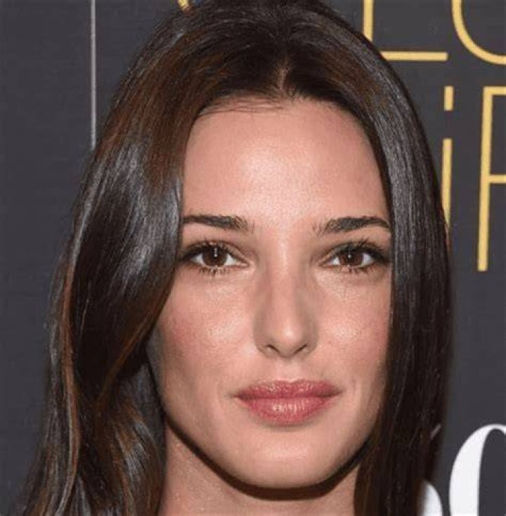 Angela Hession Height, Weight, Net Worth, Age, Birthday, Wikipedia, Who, Instagram, Biography