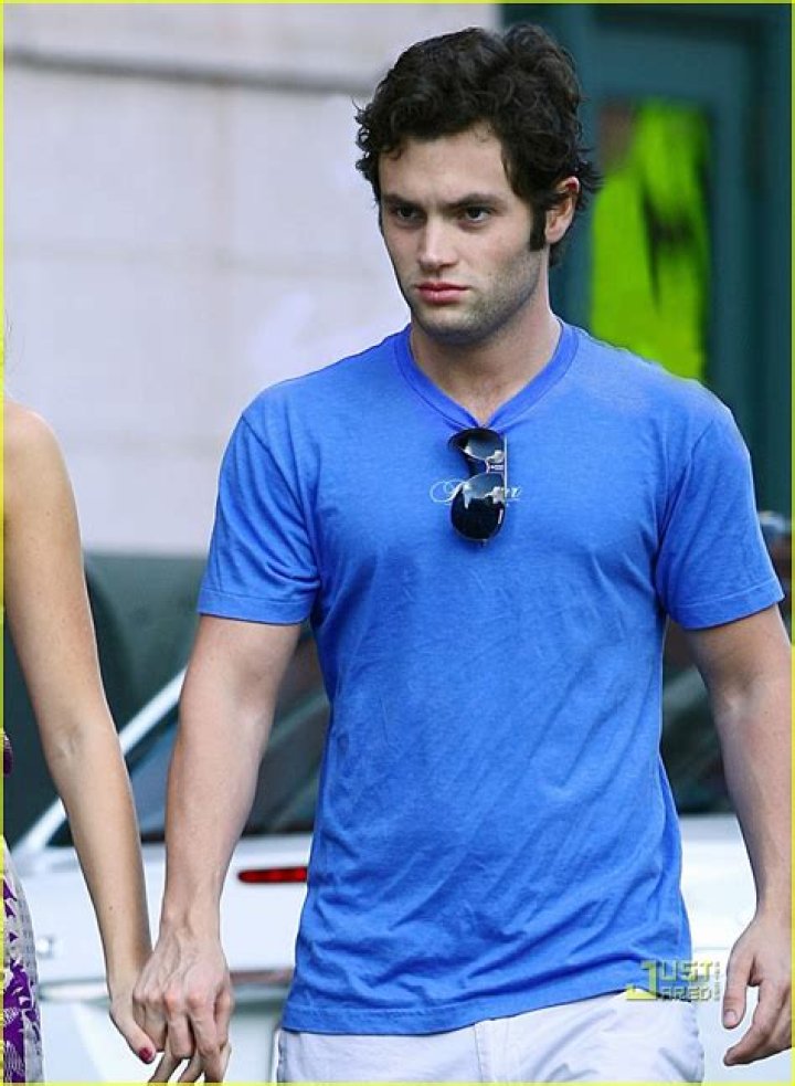 
Are Penn Badgley And Jamie Dornan Related? Face Look A Like 