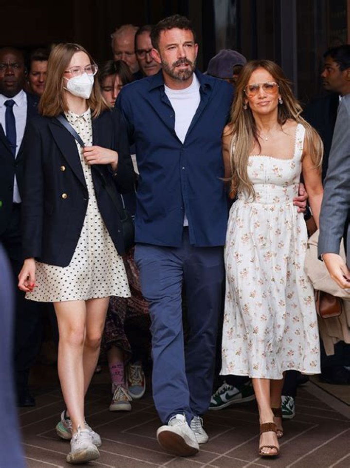 
Ben Affleck’s daughter Violet skipped his wedding with JLo to show loyalty to mom Jennifer Garner 