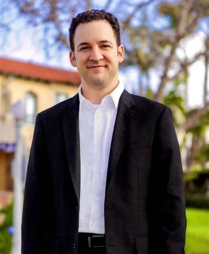Ben Savage Biography, Age, Height, Family, Brother, Wife, Movies and Net Worth