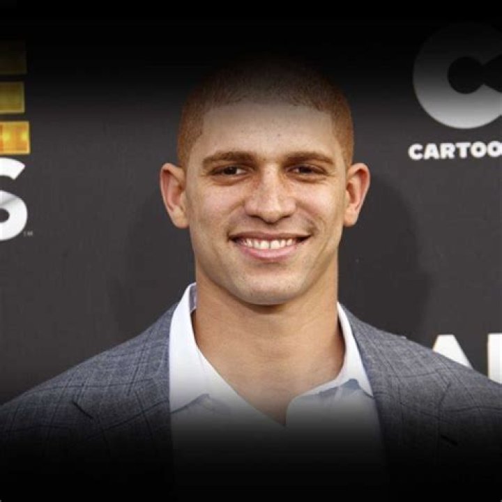 
Bennett Clarke Height, Weight, Net Worth, Age, Birthday, Wikipedia, Who, Nationality, Biography 
