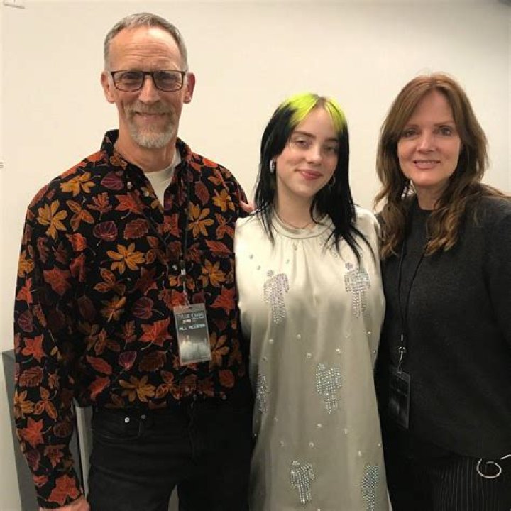 
Billie Eilish’s Parents: who are Patrick O’Connell & Maggie Baird? 