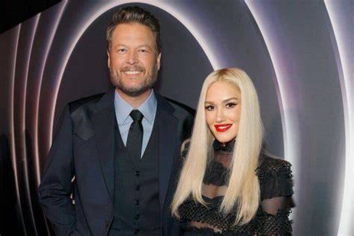 
Blake Shelton Celebrates Gwen Stefani’s Milestone Performance At The Grand Ole Opry 