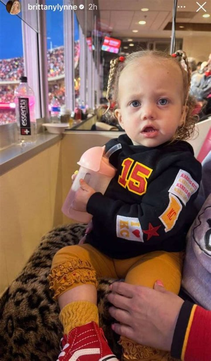 
Brittany Mahomes Shares Bronze’s Game Day Outfit as Sterling Practices Throwing ‘Like Her Dada’ 
