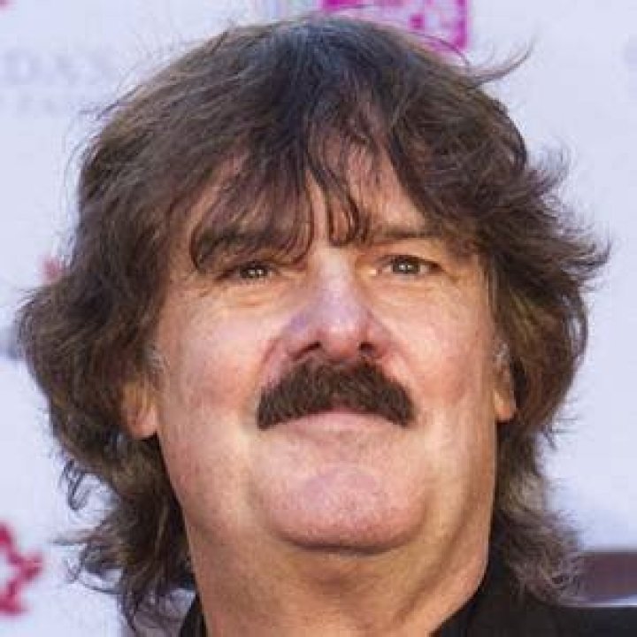 Burton Cummings Net Worth, Age, Birthday, Wikipedia, Who, Nationality, Biography