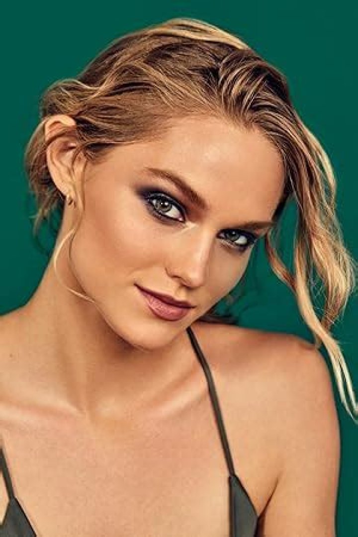 Clair Catherine Castle Freak: Wiki, Biography, Age, Height, Instagram