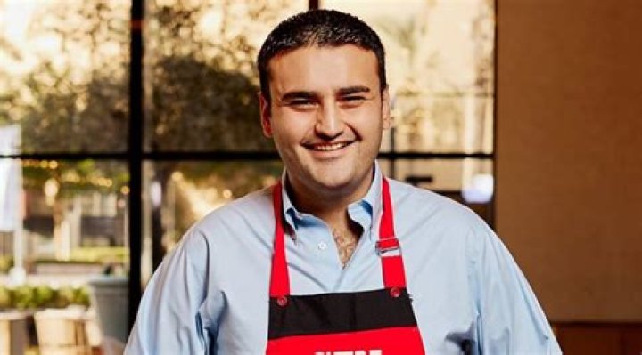 Czn Burak – Burak Ozdemir Biography, Age, Girlfriend, Height, Net Worth