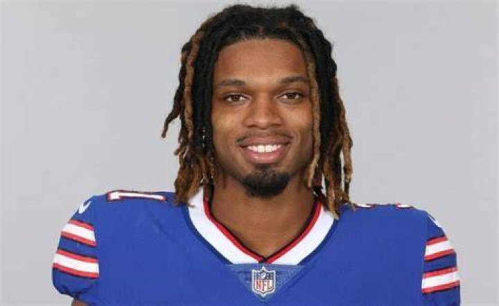 Damar Hamlin Height, Weight, Net Worth, Age, Birthday, Wikipedia, Who, Instagram, Biography