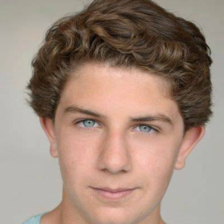 Dylan Nalbandian Age, Wiki, Net worth, Bio, Height, Girlfriend?