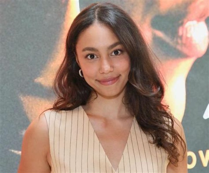 Emma Ferreira Bio, Wiki, Age, Height, Boyfriend, Movies, and Net Worth