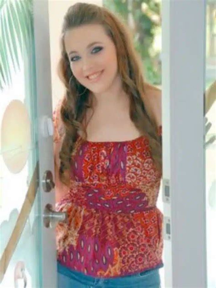 
Emma Sosa Height, Weight, Net Worth, Age, Wiki, Who, Instagram, Biography 