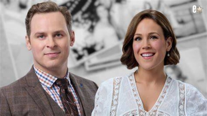 Erin Krakow Biography: Is she married? Find out her biography, married, dating, family life, body measurement, career, net worth