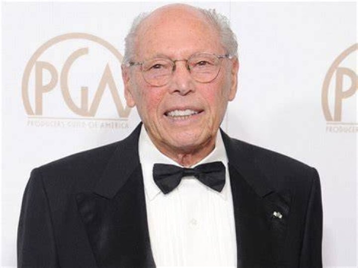 Fred Stoller Net Worth, Income, Salary, Earnings, Biography