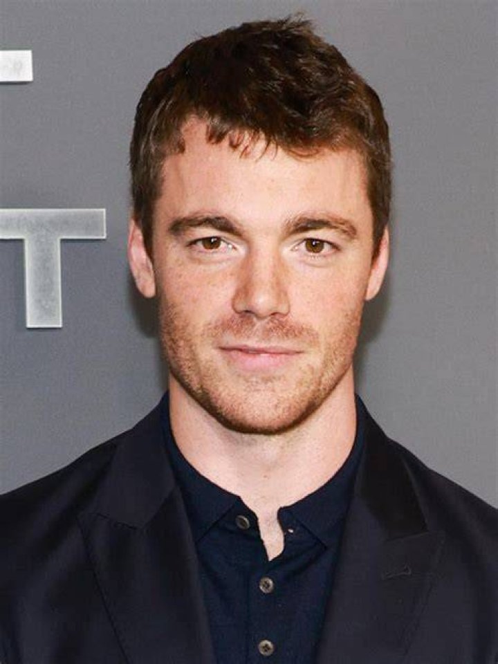Gabriel Basso Height, Weight, Net Worth, Age, Birthday, Wikipedia, Who, Instagram, Biography