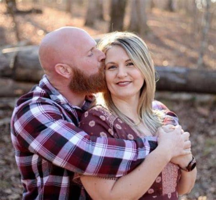 
Ginger Billy’s Previous Relationships : Leah Beasley Parkins’ Biography 