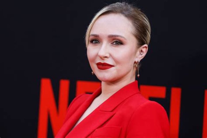 
Hayden Panettiere Recalls ‘Sketchy’ Moment She Was Given ‘Happy Pills’ on the Red Carpet at Age 16 
