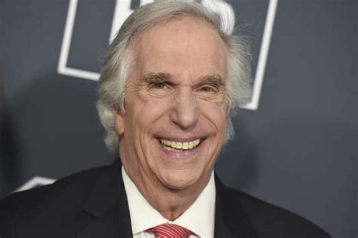 Henry Winkler Height, Weight, Net Worth, Age, Birthday, Wikipedia, Who, Nationality, Biography