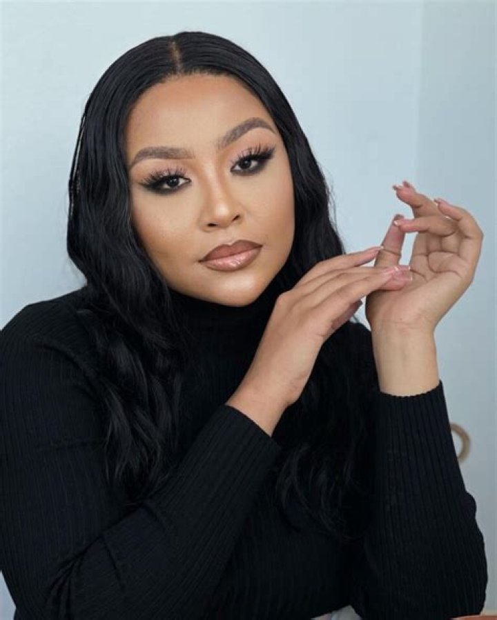 How Old is Angela Sithole? Age Revealed