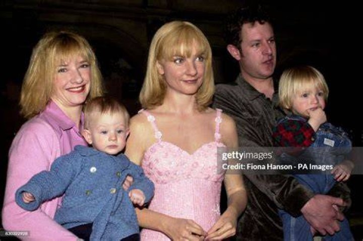How Old Is Molly Vivian? Meet Jane Horrocks Daughter On Instagram