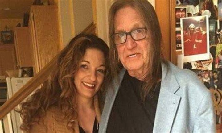 
Is George Jung Still Alive? George Jung Age, Death, Wife, Daughter, And Net Worth 