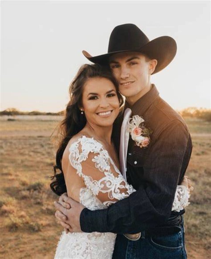 Is Hailey Kinsel Married? Check Hailey Kinsel Husband, Net Worth, Bio, Instagram, Age, And More