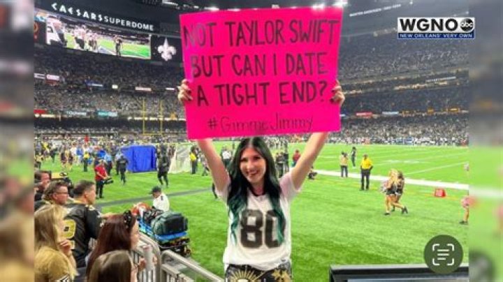 
Is Jimmy Graham married to an ex-wife? Or have an ex-girlfriend? 