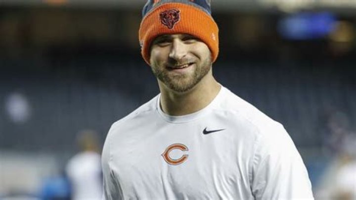
Is Kyle Long Married? His Bio, Age, Wife, Height and Net worth 