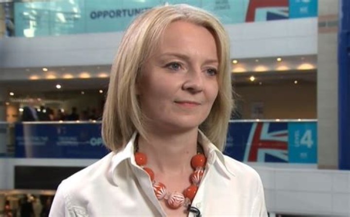 
Is Liz Truss Transphobic? Know About The Politician’s Sexuality 