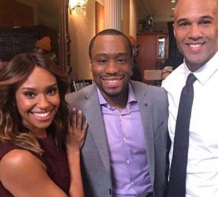 
Is Marc Lamont Hill Married to Wife? Or Dating a Girlfriend? 