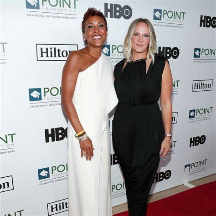 Is Robin Roberts Transgender? Gay Sexuality And Relationship – Meet Partner Amber Laign