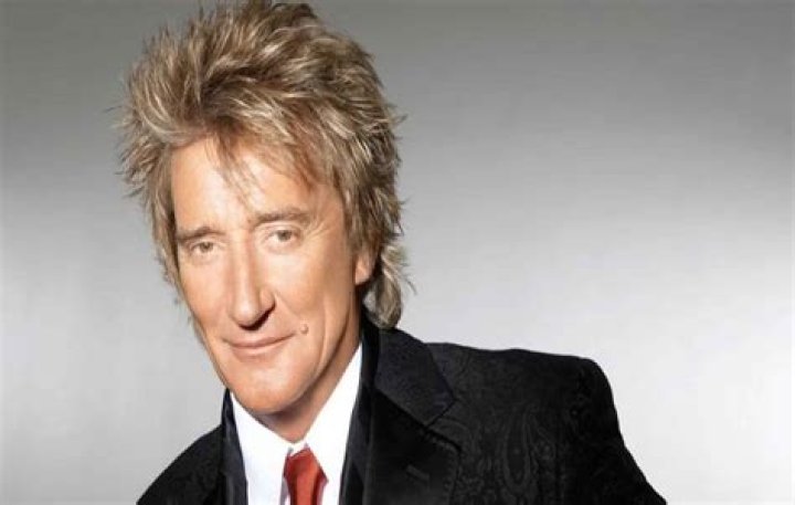 
Is Rod Stewart Gay? Age, Height, Net Worth 