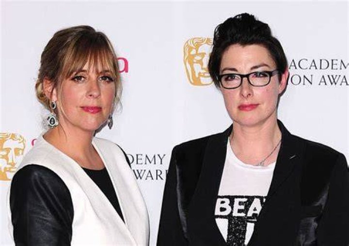 Is Sue Perkins Married To Anna Richardson? Mel Giedroyc Wedding Rumors, Who Is Her Husband?