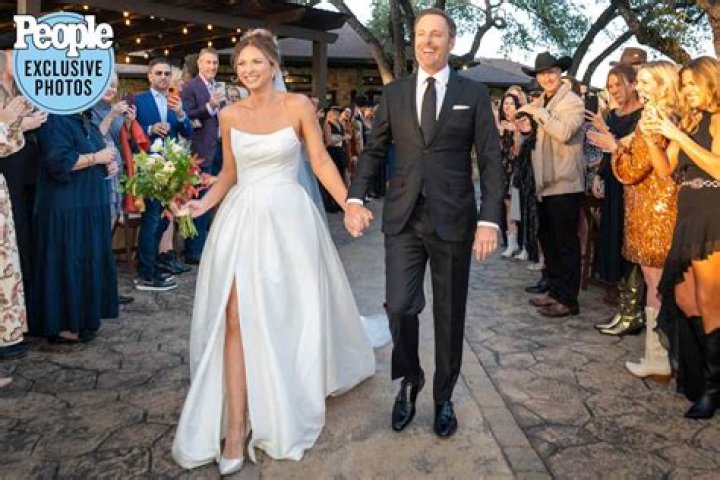 Is the Winger Married: Inside Lauren Hemp’s Dating Life and Relationship?