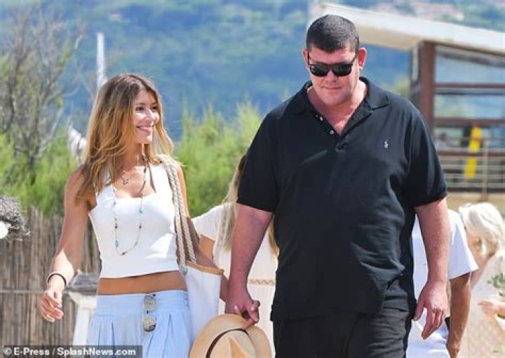 
James Packer’s Girlfriend 2022 Is He In A Relationship With Kylie Lim? 
