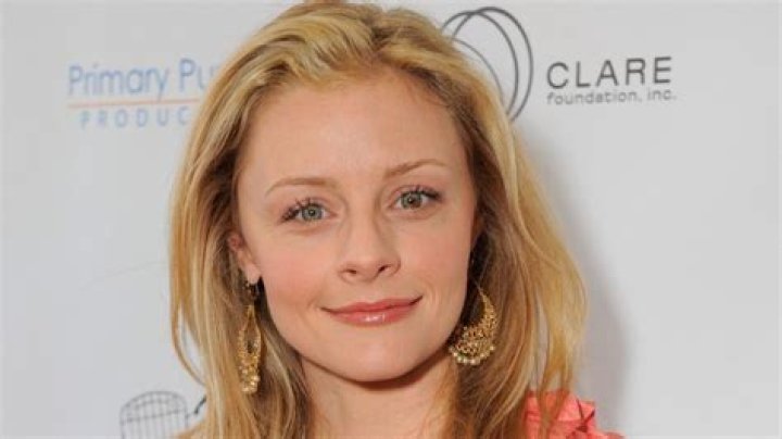Jessica Cauffiel Bio, Wiki, Age, Family, Husband, Movies, TV Shows, and Net Worth.