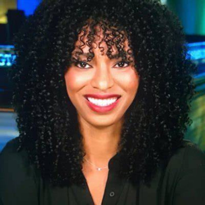 
Juanita Tolliver Height, Weight, Net Worth, Age, Birthday, Wikipedia, Who, Nationality, Biography 