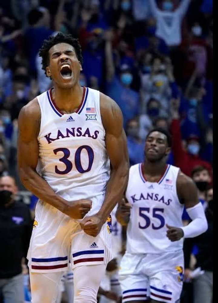 
Kansas Player Ochai Agbaji Have Proud Parents From Wisconsin, Here Is What We Know About Them 
