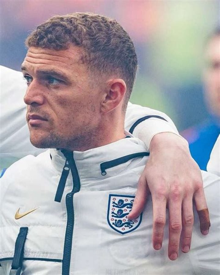 
Kieran Trippier Height, Weight, Net Worth, Age, Birthday, Wikipedia, Who, Nationality, Biography 