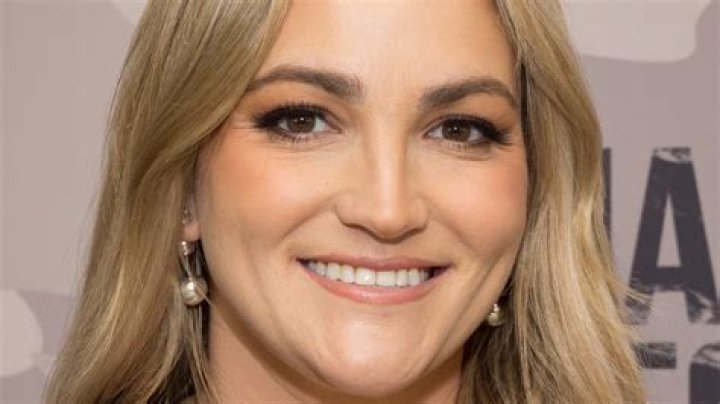 
“Knew what she was signing up for”: Fans slam Jamie Lynn Spears after her exit from Special Forces: World’s Toughest Test 