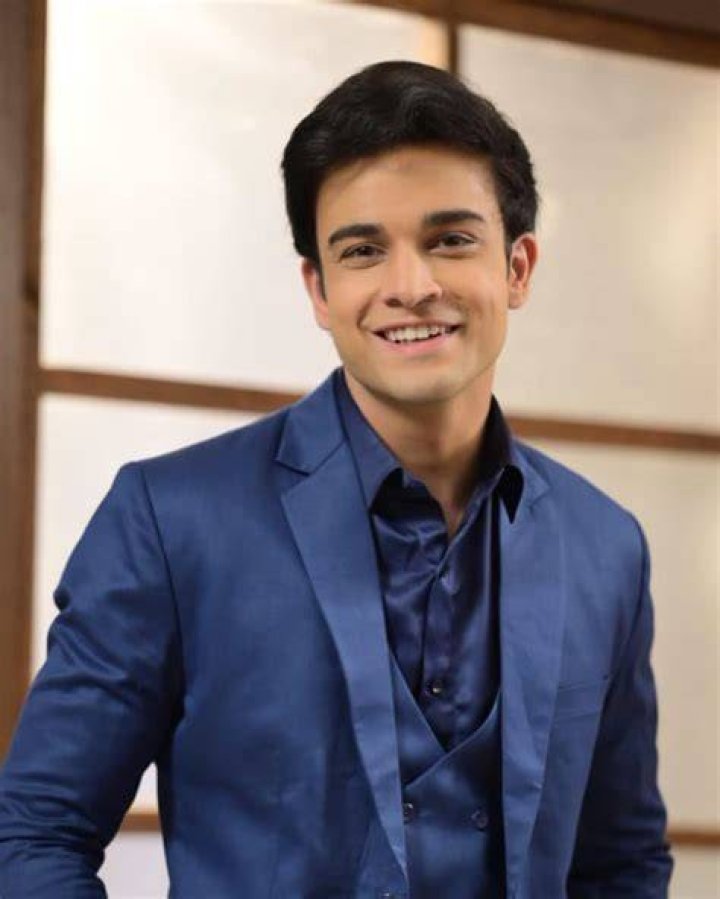 
Krishna Kaul Height, Weight, Net Worth, Age, Birthday, Wikipedia, Who, Nationality, Biography 