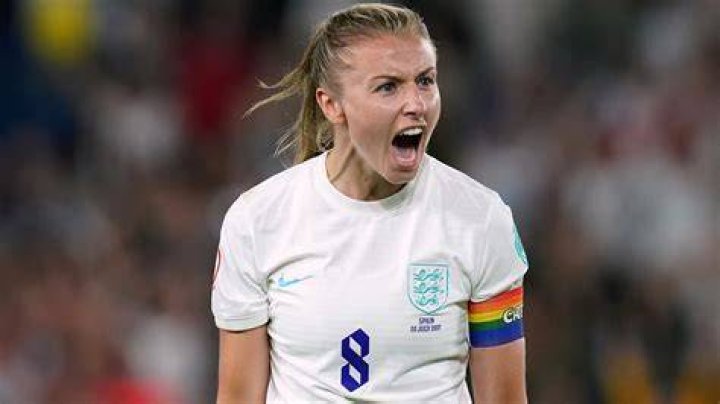 
Leah Williamson Net Worth & Salary 2022 – How Rich Is England Women’s Team Captain? 