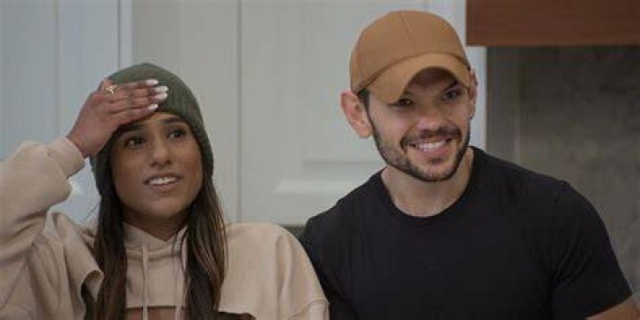 
Love is Blind: Kyle Abrams New Girlfriend – Dating History And Instagram 