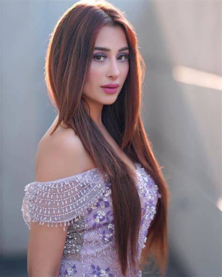 Mahira Sharma Arshvir Kaur Bajwa Height, Weight, Net Worth, Age, Birthday, Wikipedia, Who, Instagram, Biography
