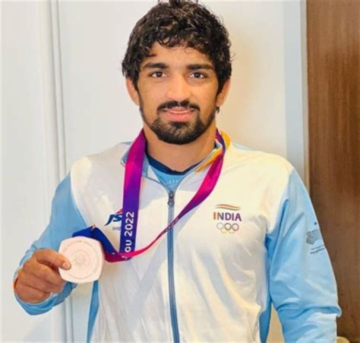Mayur MoreHeight, Weight, Net Worth, Age, Birthday, Wikipedia, Who, Instagram, Biography