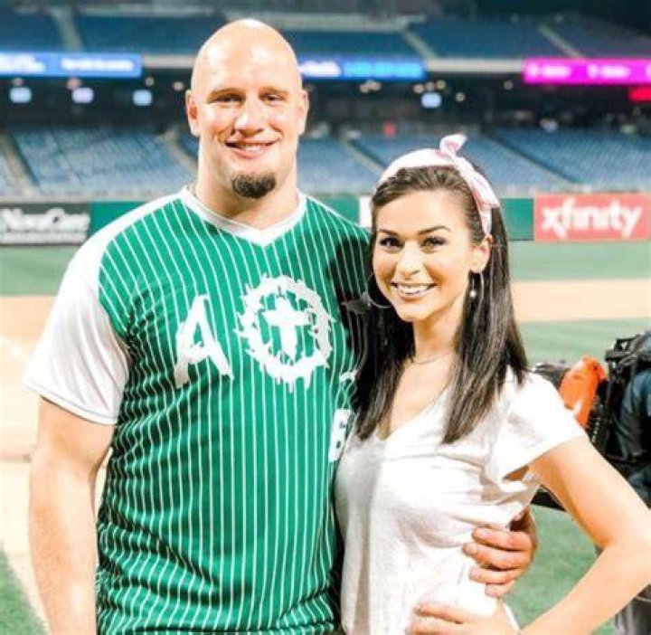 Meet Lane Johnson Wife Chelsea Johnson – Married Life and Family