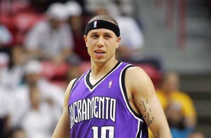 Mike Bibby’s biography, fact, career, awards, net worth & life story